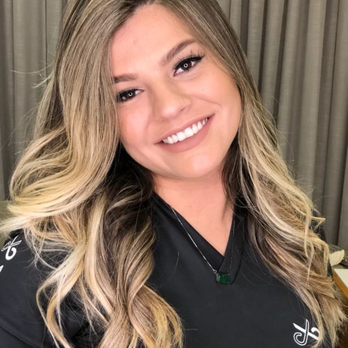 Francielle-Assistente de Profissional