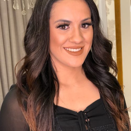 Raiane-Assistente de Profissional